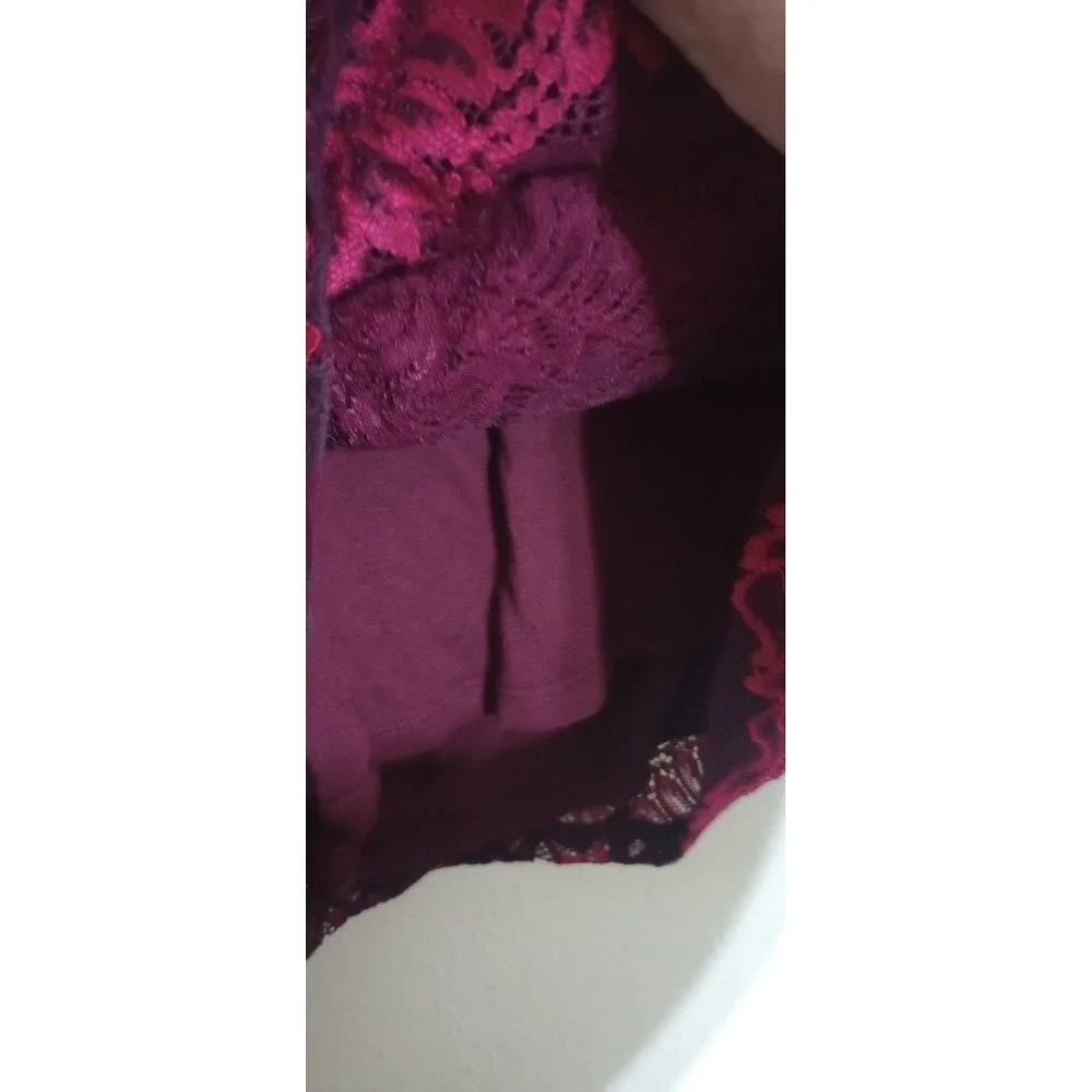 Banana Republic Womens Small Burgundy Pink Floral Lace Keyhole Lined Blouse Top